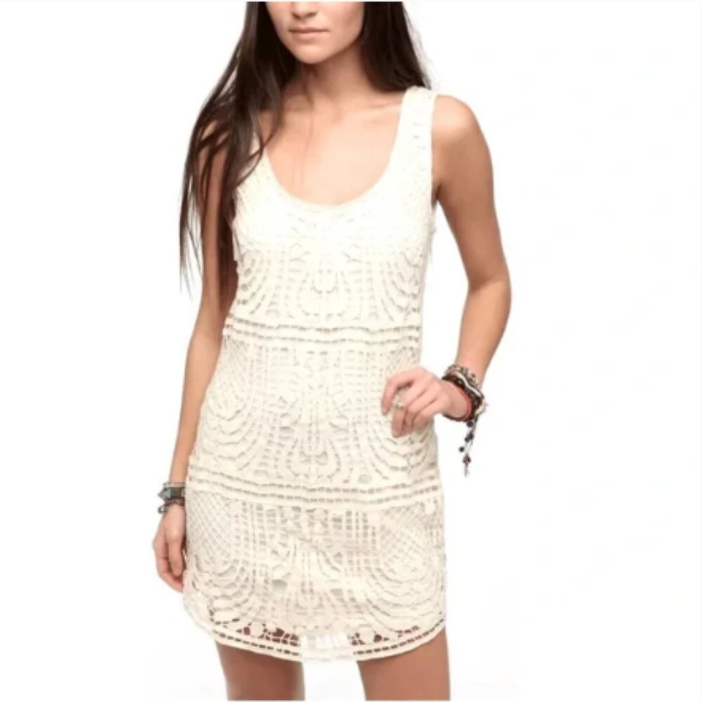 Staring at Stars -Sleeveless crochet dress (229)
